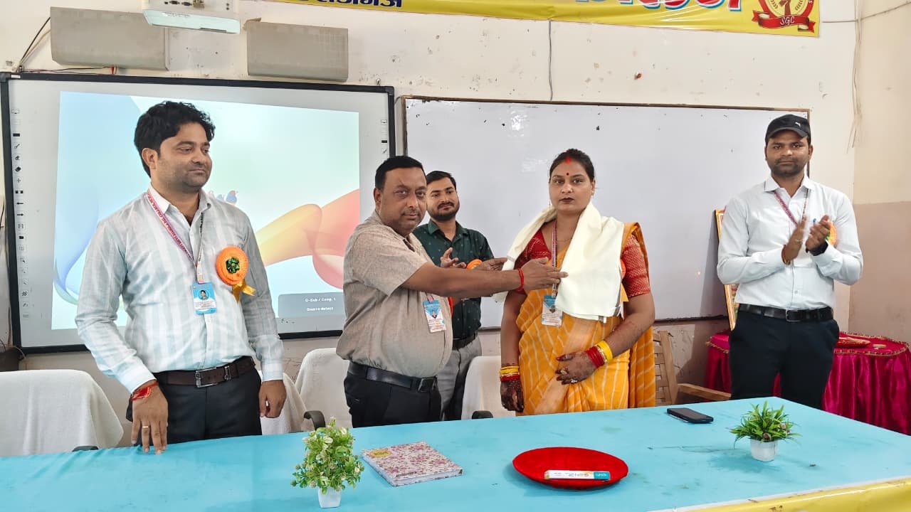 राष्ट्रीय स्मिता की पहचान है हिंदी प्राचार्य श्याम बिहारी अग्रवाल